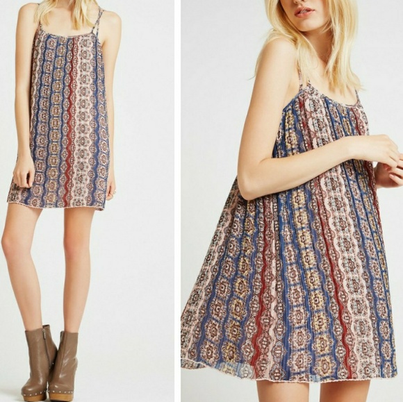 BCBGeneration Dresses & Skirts - Bcbgeneration Pleated strapy dress